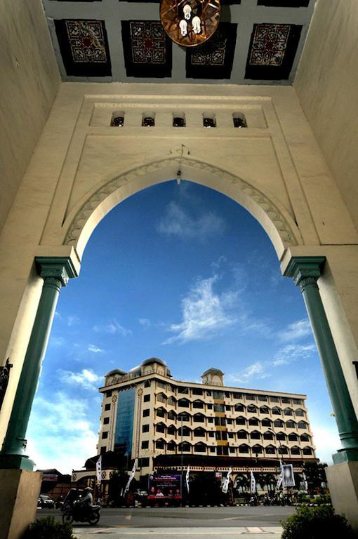 Hotel Madani Medan - Syariah Hotel Zewnętrze zdjęcie